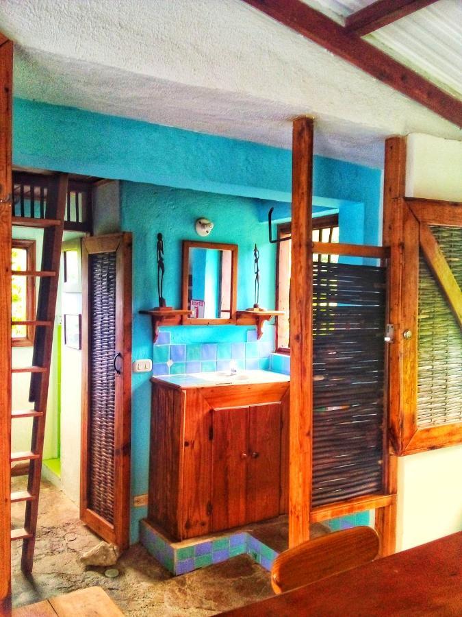 Windy View Guest House Archibolds エクステリア 写真